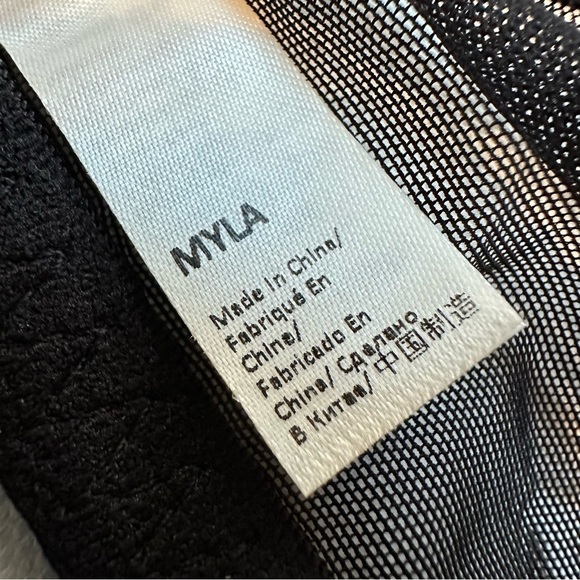 Myla Black Lace Sheer Sophisticated Designer Bra, 36DD - Picture 7 of 8